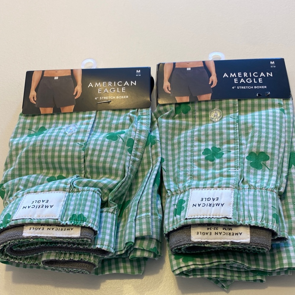 American Eagle Green St. Pats 4” Stretch Boxers Sz M.  (2) Pair NWT. Box11